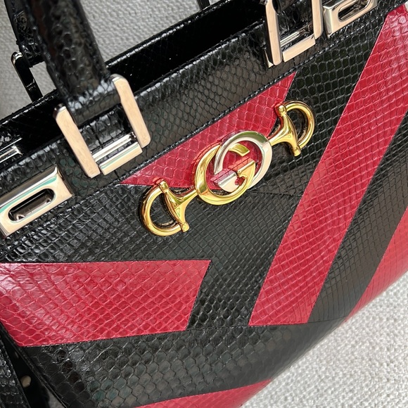 Gucci Zumi Crossbody Top Handle Python Bag- all leather interior in red black - Picture 12 of 16